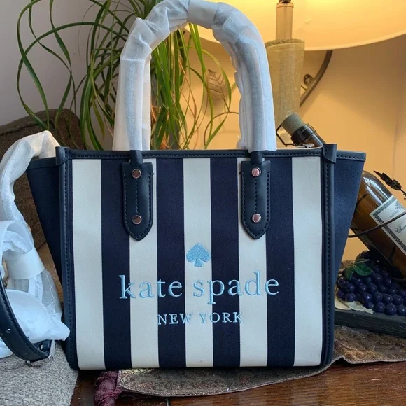 Authentic KATE SPADE Thick canvas and leather trim top zip Satchel/Crosby - Picture 2 of 14